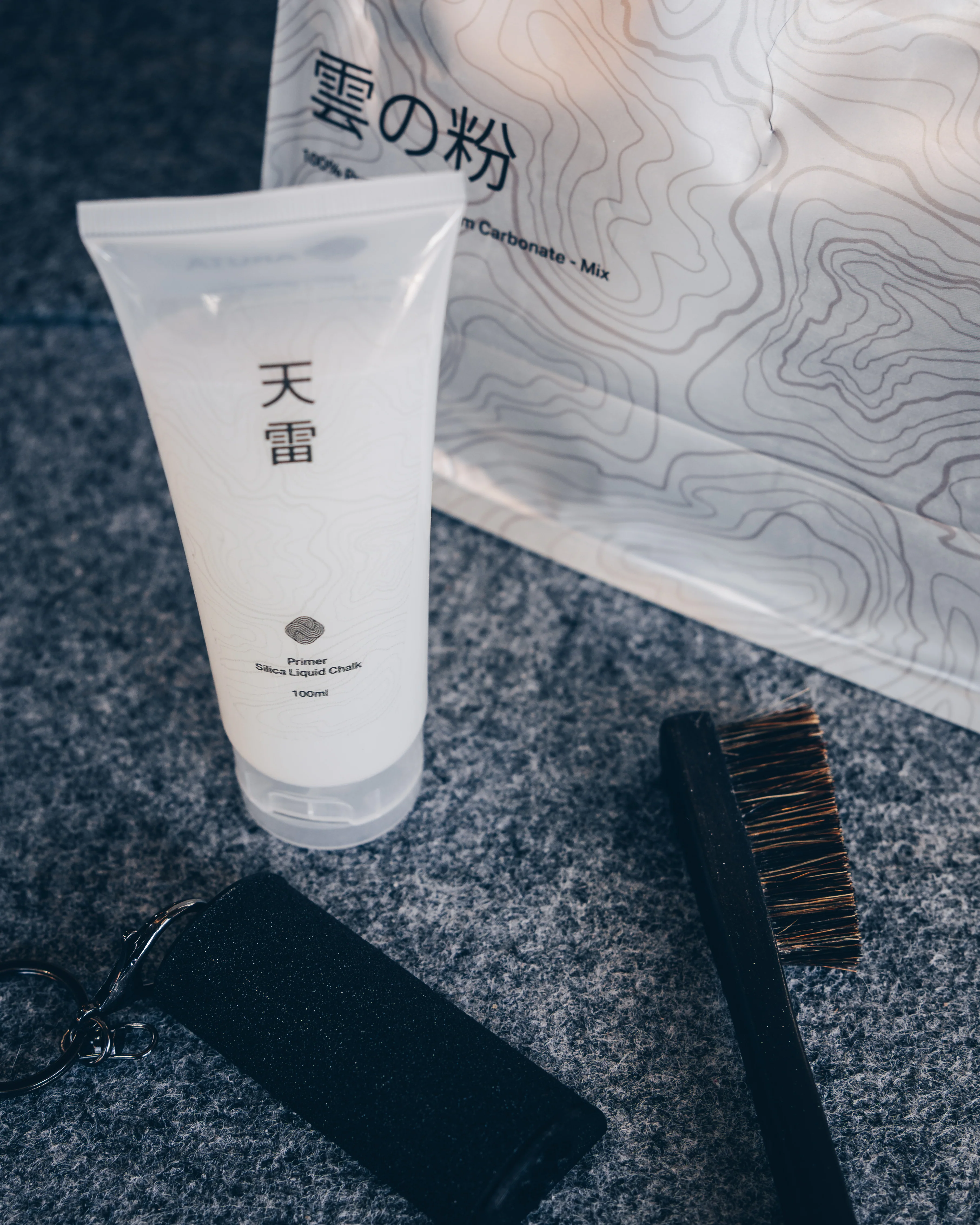 Liquid Chalk Primer | Enhanced Grip for Volumes, Fiberglass & Outdoor Climbing - Image 4